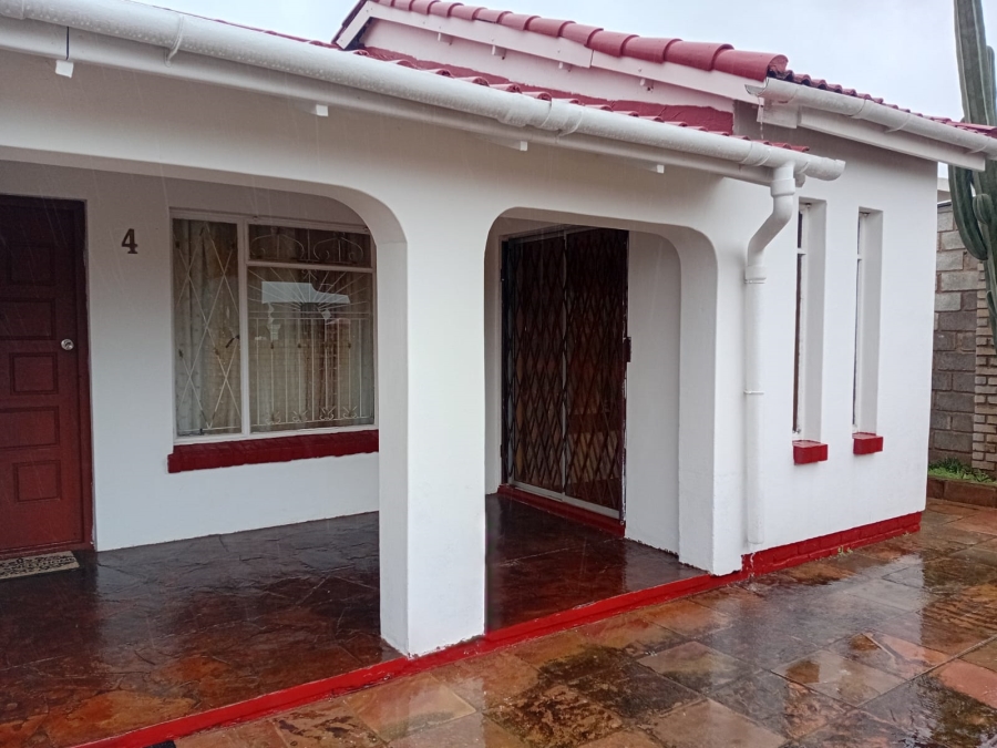 3 Bedroom Property for Sale in Kwa Nobuhle Eastern Cape